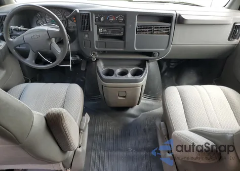 2003 Chevrolet Express G2500 z USA, uszkodzony, nr VIN 1GCFH25T431136907